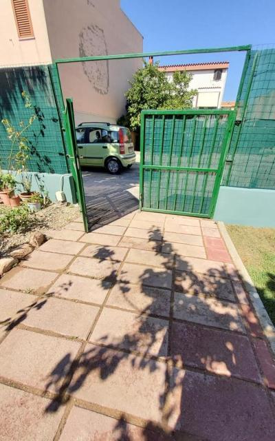 Ambos Mundos Apartamento Quartu SantʼElena Exterior foto